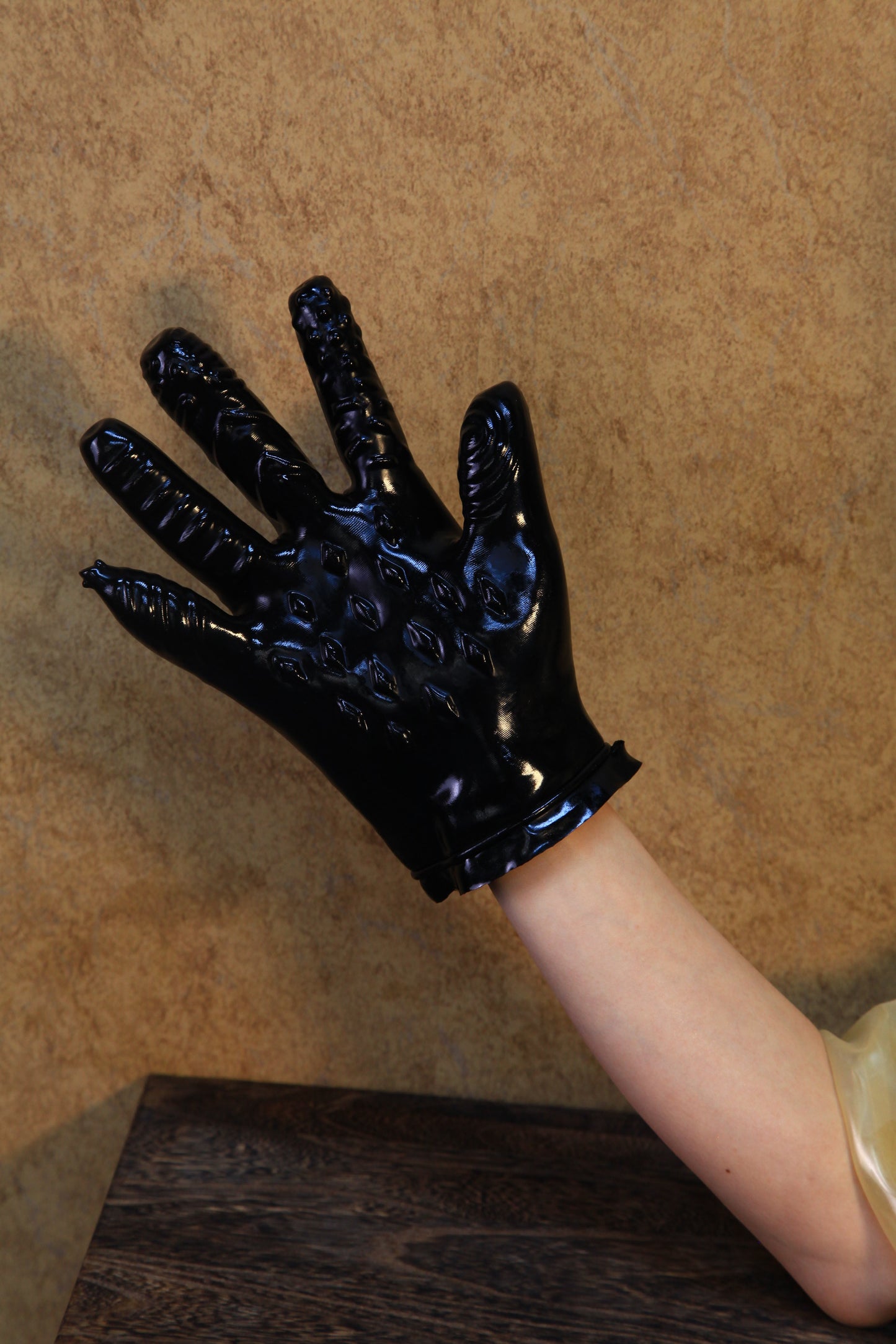 Silicone Thread Gloves