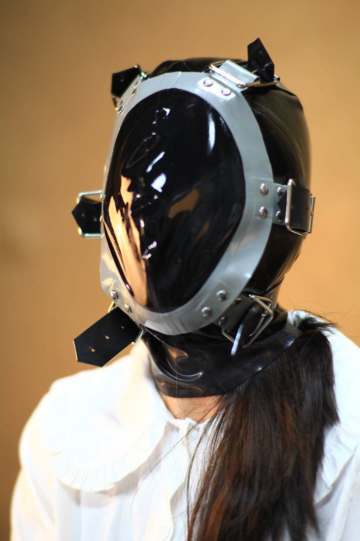 Breathing Control Latex Mask – Kenze